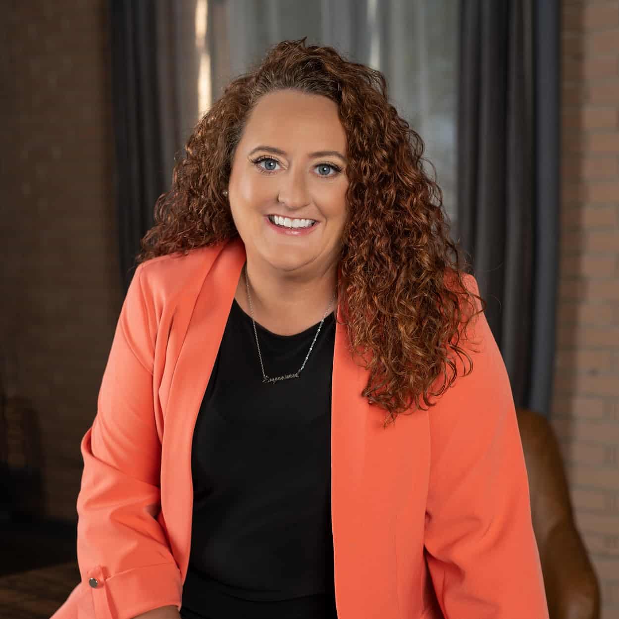 sara-mayer-digital-course-academy-review-amy-porterfield-online