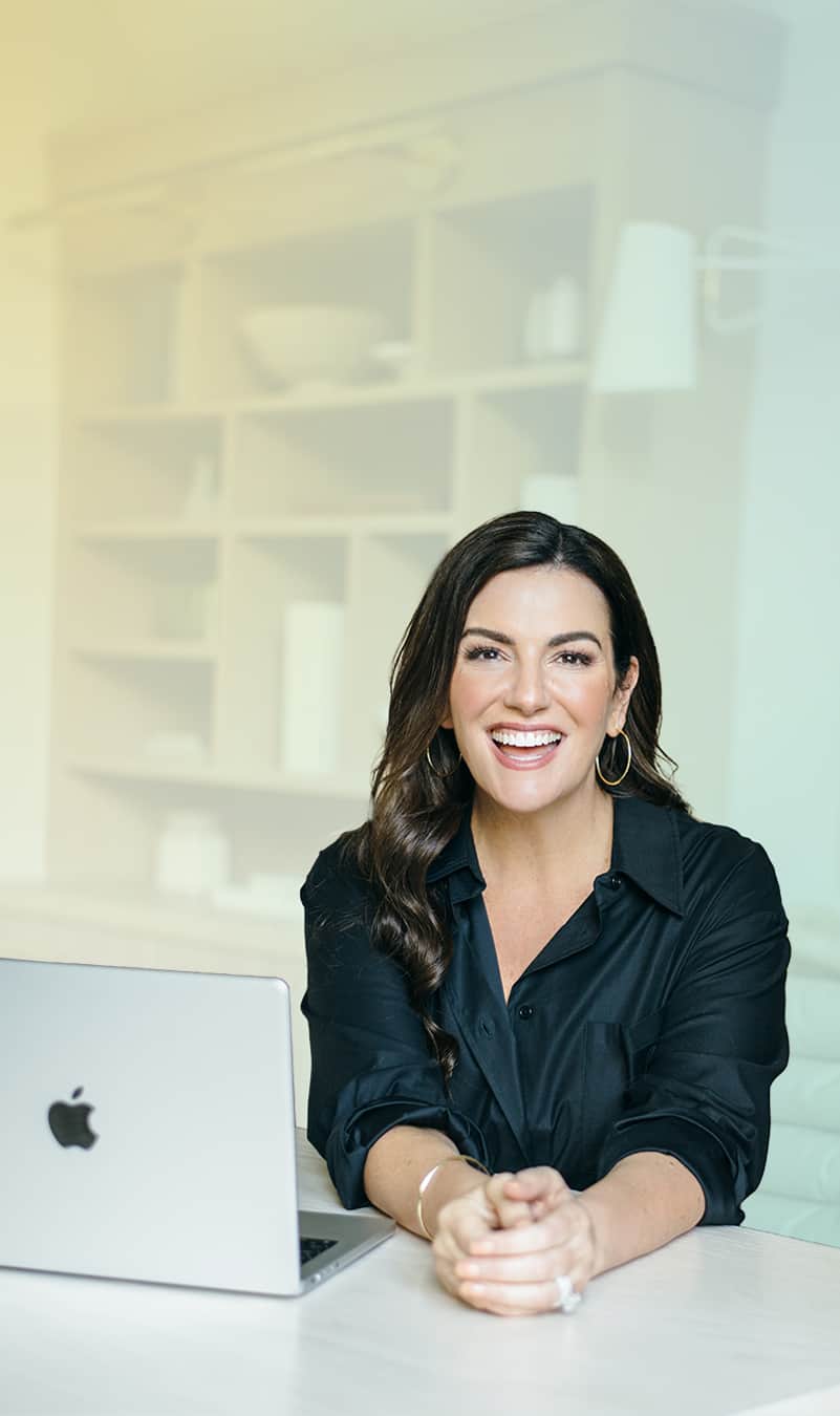 https://www.amyporterfield.com/wp-content/uploads/2023/02/amy-porterfield-learn-8427-mobile.jpg